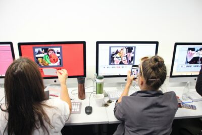 NEWS NEWS NEWS! AURORA verlängert bis Ende 2021 + AURORA School for ARtists Digital